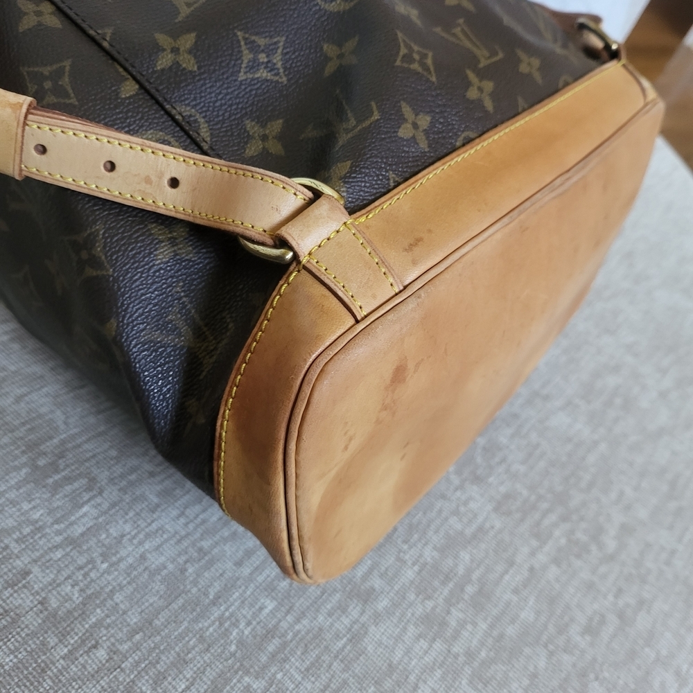 Louis Vuitton Montsouris Gm Backpack Authentic...w/ COA - Picture 9 of 16